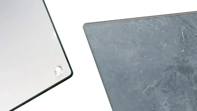 Sklenená doska na krájanie ANTRACIT / MRAMOR 30 × 40 cm – kuchynská doska, ochranná doska, sklenený podnos