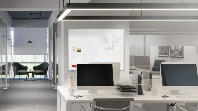 Biela popisovacia magnetická tabuľa 120x90 cm v hliníkovom ráme + sada príslušenstva – TM IDEA® séria Flex