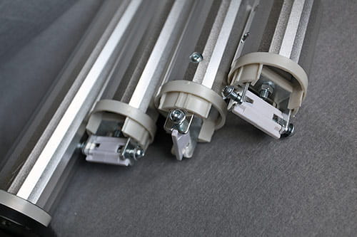 Univerzálny držiak projektora MODEL C1