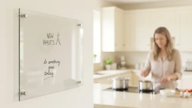 Sklenená nemagnetická tabuľa TRANSPARENTNÁ 90x60 cm