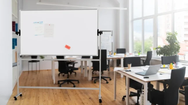 Mobilní tabule TM Idea, oboustranná, otočná, za sucha stíratelná, magnetická, 170x100 cm – řada FLEX,