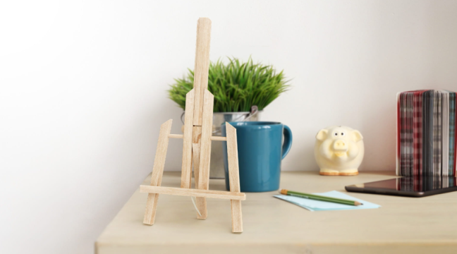 Dřevěný mini stojan s odnímatelným prvkem rámu 32,5 cm, přírodní barva