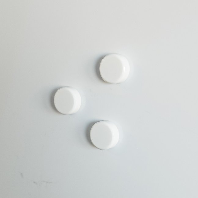 Magnet na tabule 20mm - Bílá