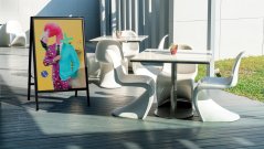 Obojstranná reklamná tabuľa B2 v čiernom hliníkovom ráme