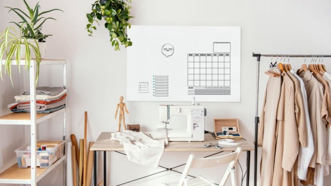 Magnetická tabuľa SLIMboard bezrámová zmazateľná za sucha 90x60 cm + PRÍSLUŠENSTVO ZADARMO