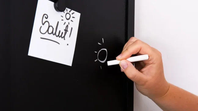 Kombinovaná tabuľa 3 v 1 ALLboards COMBI: bielá suchostierateľno-magnetická, magneticko-kriedová a korková 90x60 cm